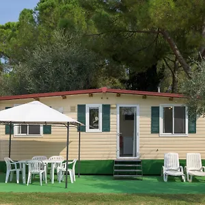 **** Campsite Park Garda Italy