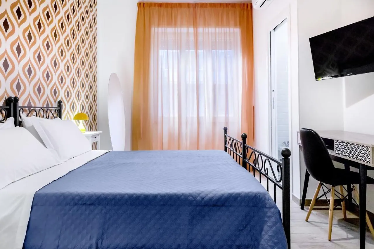 ** Guest house 1970 Rooms Naples Italy